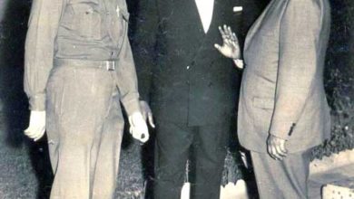 Che Guevara, Madeira Keita, Amb. Carillo. Bamako 31 dec. 1964. Source: webguinee.net