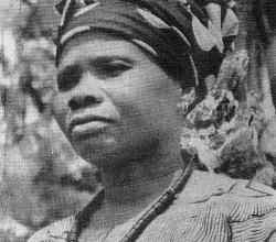 M'Balia Camara, née en 1929, morte le 18 février 1955. Source Wikipedia